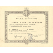 Diplôme de Bachelier Technicien.