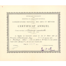 Conservatoire national des Arts et Métiers - Certificat annuel.
