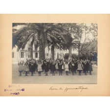 Cahier de préparation de classe de Mme Ferreri chargée du Jardin d'enfants. 