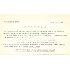 Cahier de correspondance d'élève de cinquième. 