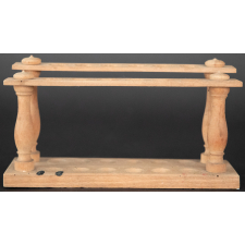Éprouvettes dans porte-éprouvette en bois