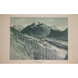 La haute montagne et la vallée. Vue sur Pontresina (Haute-Engadine)