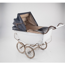 Poussette d'enfant.